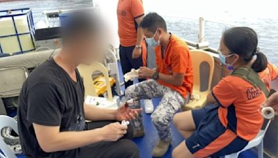 LOOK: PCG conducts medical evacuation of injured Chinese seafarer in Antique
