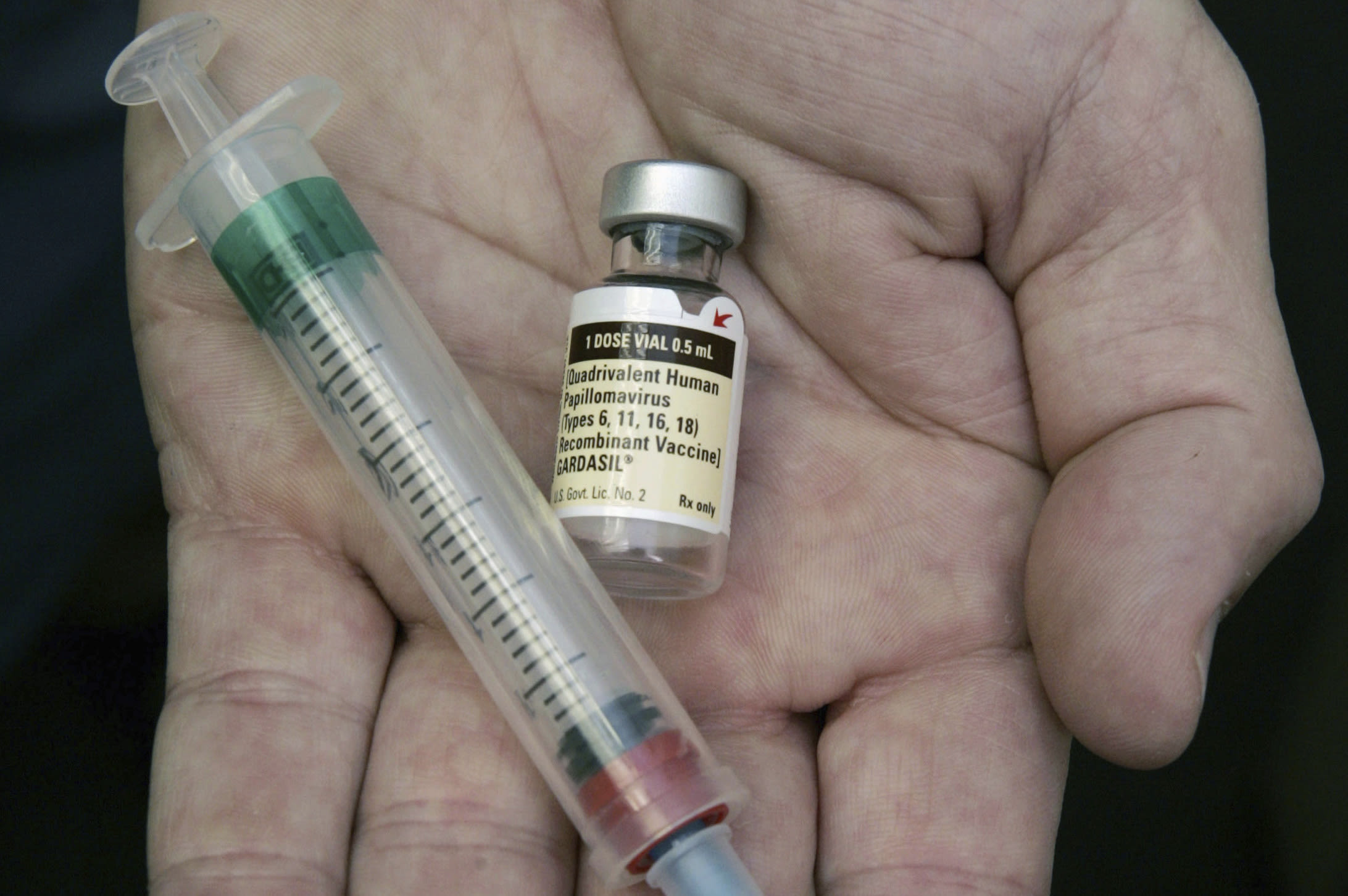 HPV shot prevents cancer in men, too, study being presented in Chicago finds, experts say more should be vaccinated