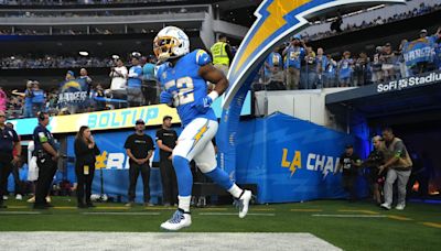 Chargers Notes: Linebackers, Injuries, New Signings