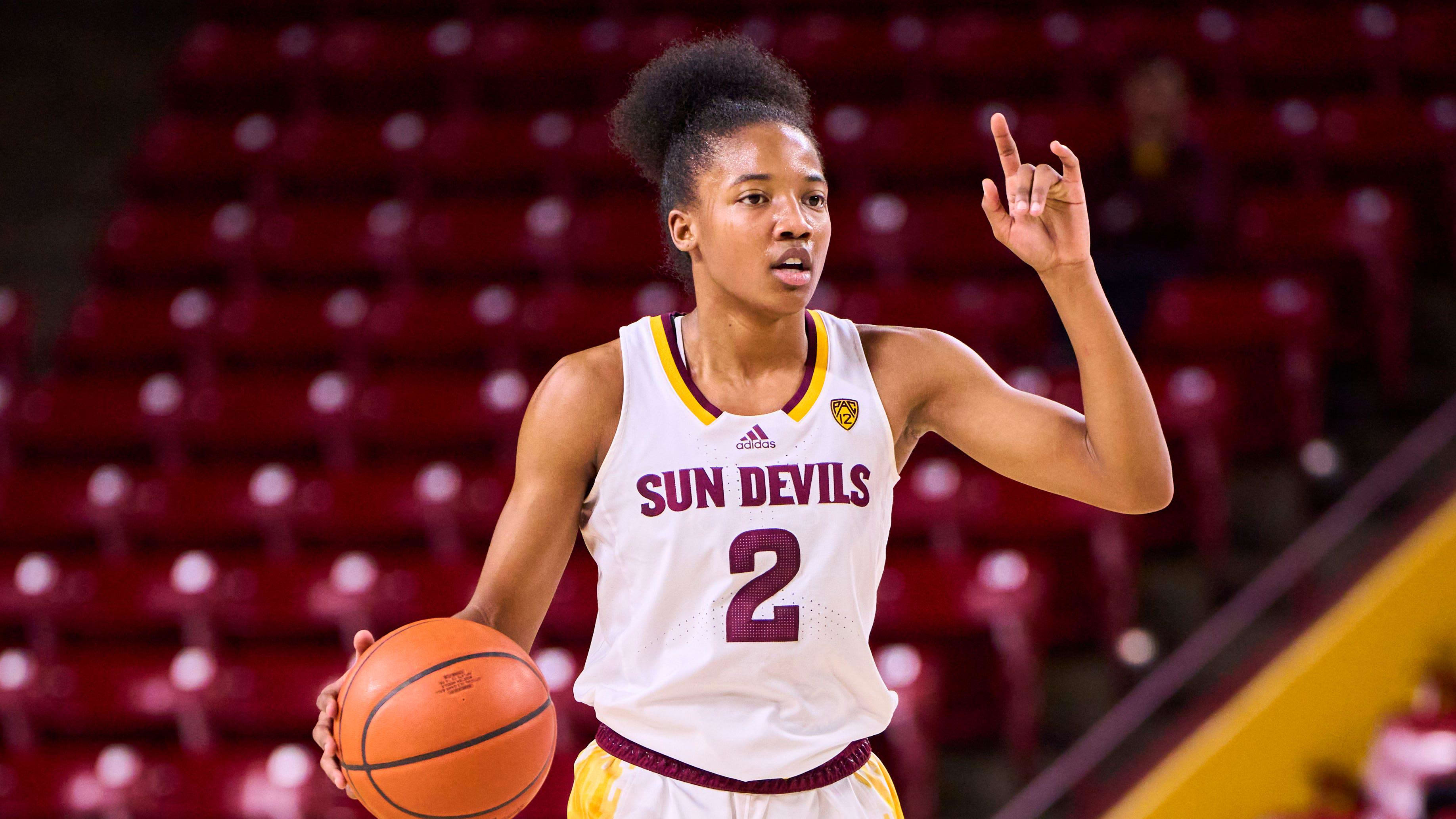 Michigan State Women's Basketball Lands Transfer Two-Way Guard Jaddan Simmons