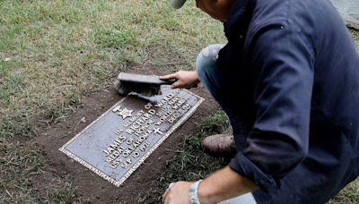 Ferncliff Cemetery places marker to honor WWII veteran interred at Arlington