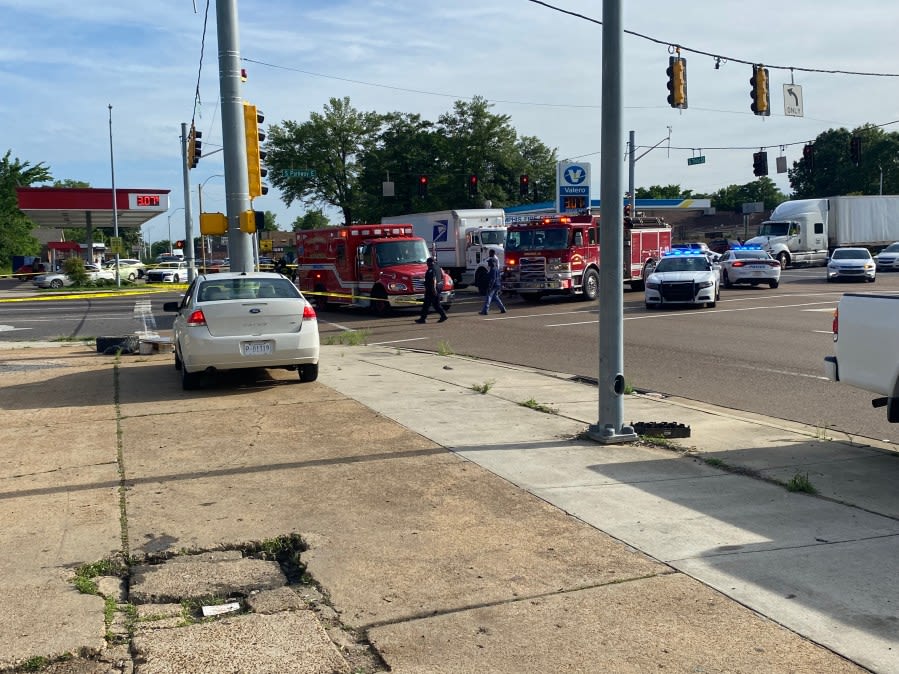 Suspect on the run after South Memphis shooting