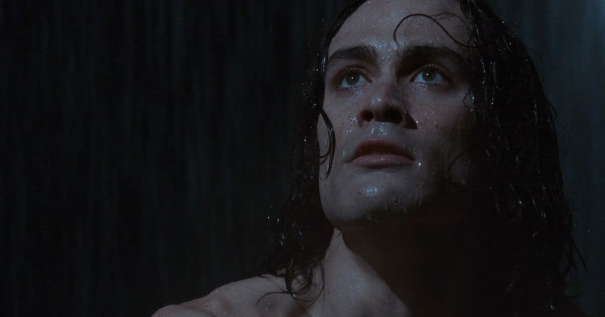 Without Brandon Lee, The Crow Doesn’t Fly