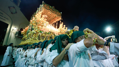 El cabildo de hermanos acepta por aclamación la invitación del Papa Francisco para que la Virgen de la Esperanza procesione en Roma en 2025