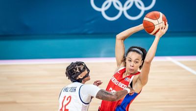 Puerto Rico lucha hasta el final, pero cae ante Serbia en el baloncesto femenino de París 2024