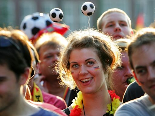 Casi dos décadas después, Alemania espera revivir el 'cuento de hadas' del Mundial 2006