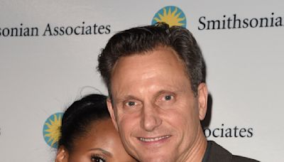 Kerry Washington pokes fun at Tony Goldwyn friendship with ‘Black Wife Effect’ post: 'I've upgraded your life'