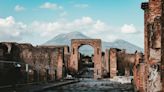 Arqueólogos descobrem desenhos feitos por crianças em Pompeia