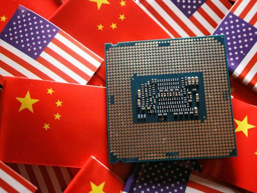 EEUU presiona a Países Bajos y Japón para restringir más los equipos de fabricación de chips a China