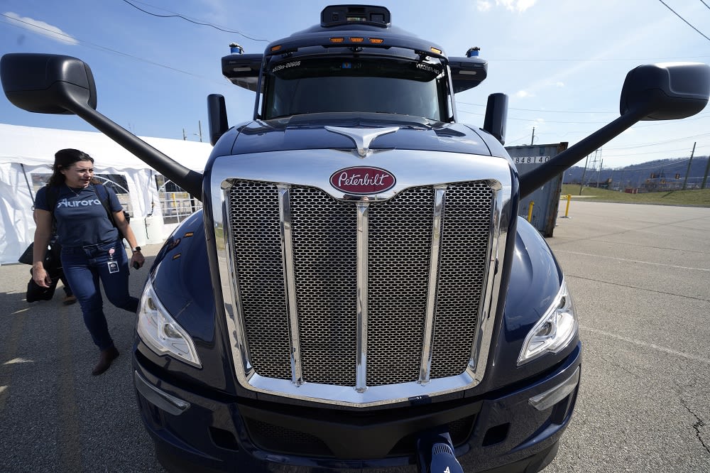 Tractor-trailers with no one aboard? The future is near for self-driving trucks. - Maryland Daily Record