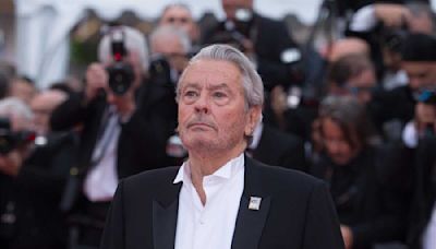 "Il n’en pouvait plus" : Alain Delon totalement exaspéré par ce célèbre acteur