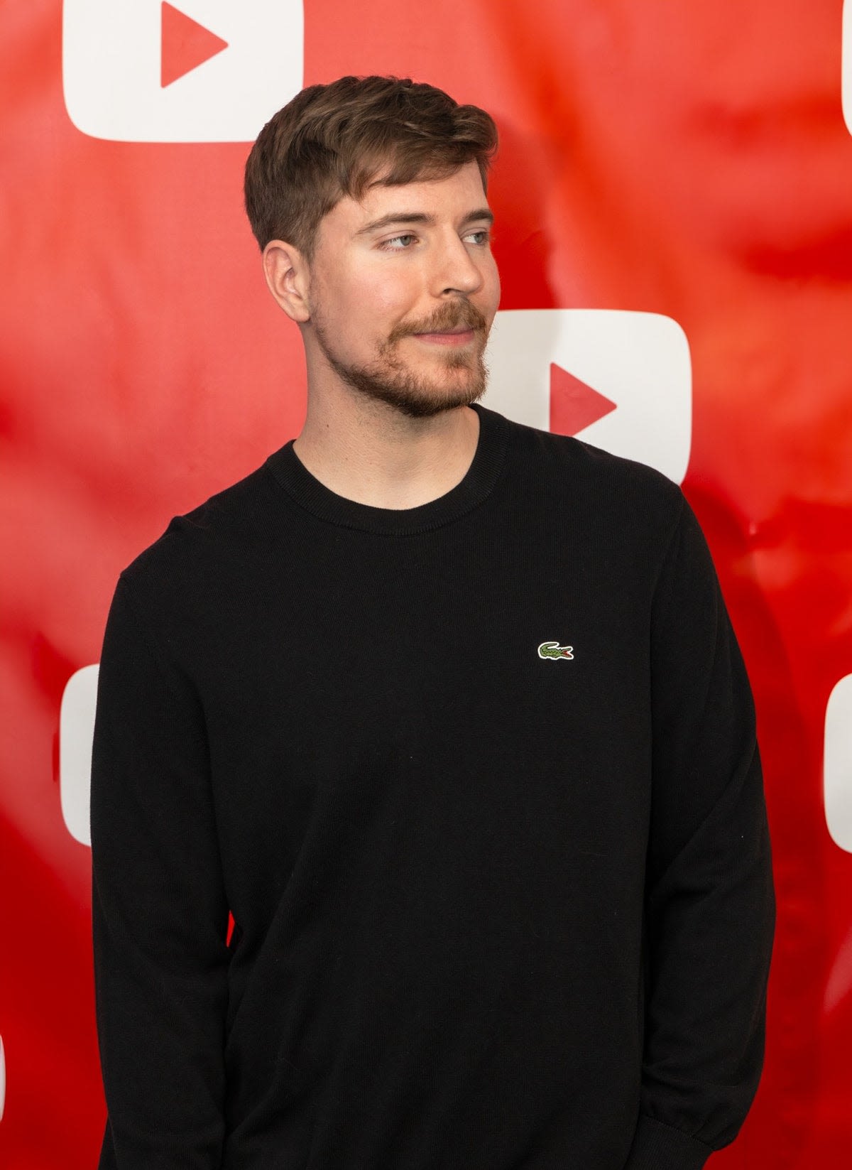 Mr Beast thrills fans as he reveals cast for 'biggest video ever'