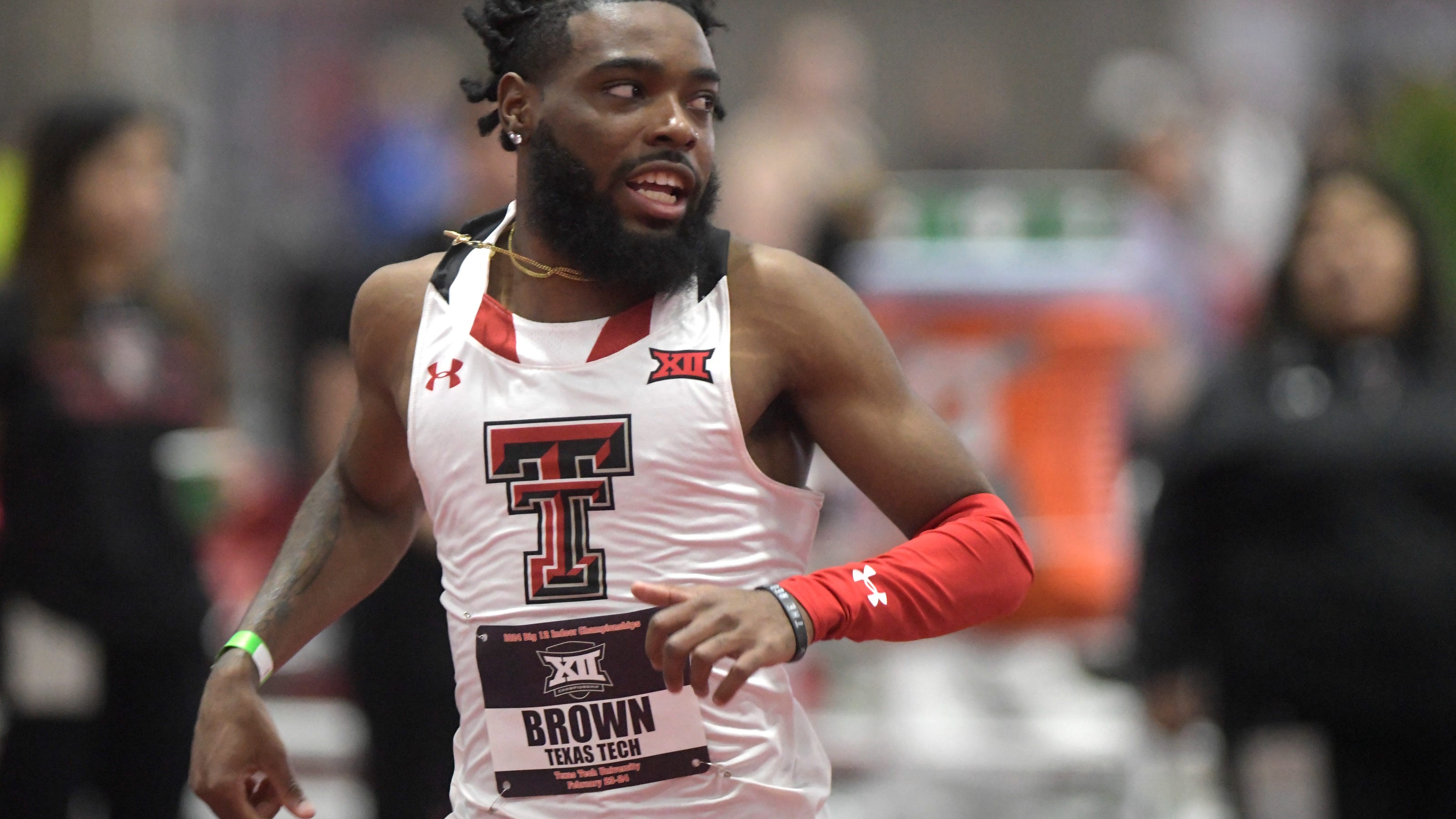 Texas Tech sprint relay runs top-5 time in Division I in last home meet