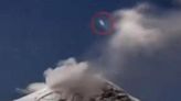 ¿Captan a OVNI sobrevolando el Popocatépetl tras registro de varias erupciones?