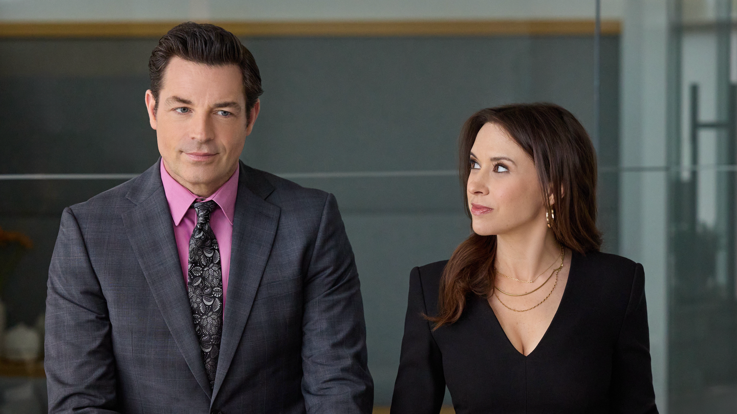 Hallmark's 'Fall Into Love' Movie Event Premieres Tonight and We're Obsessed