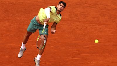 Carlos Alcaraz begins Mutua Madrid Open title defense, defeats Alexander Shevchenko | Tennis.com