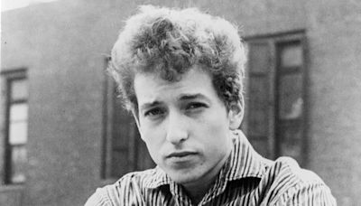 How Bob Dylan Viciously Cut His Competition Down to Size