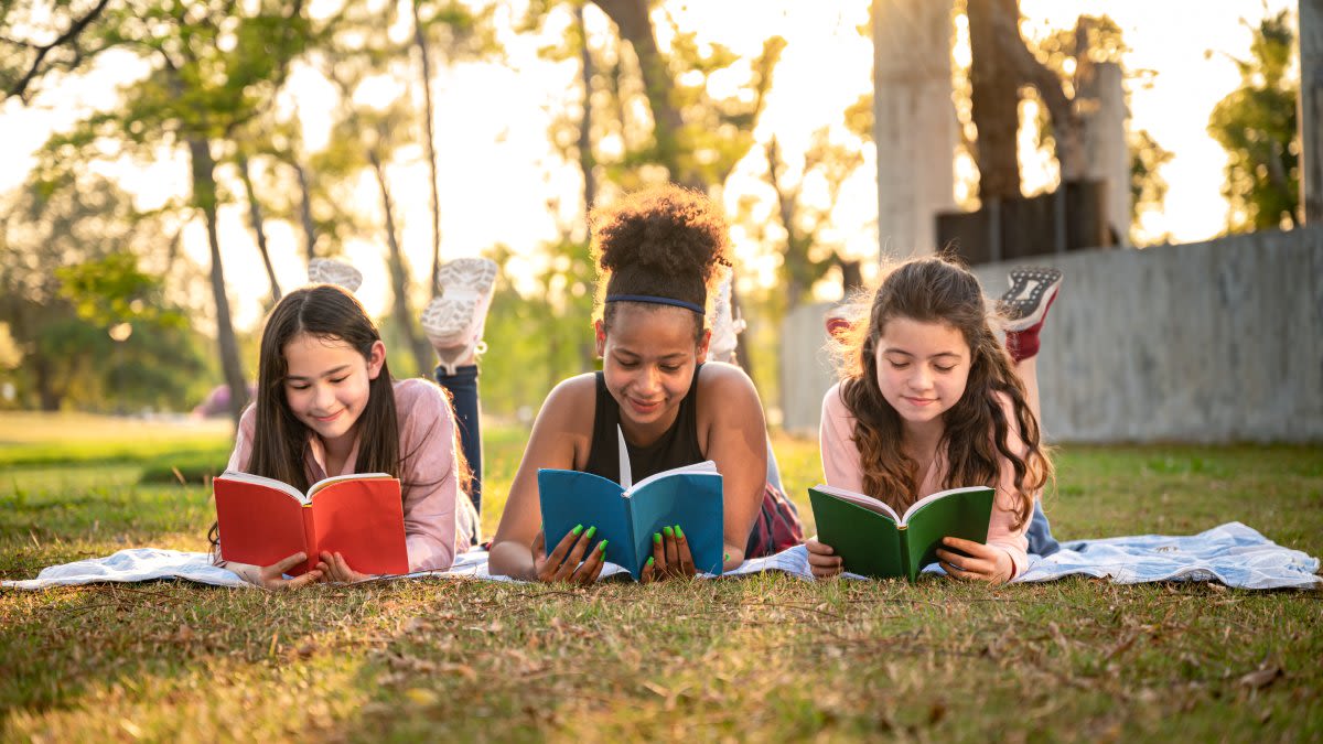 Summer reading is rewarding: Where kids and teens can earn freebies