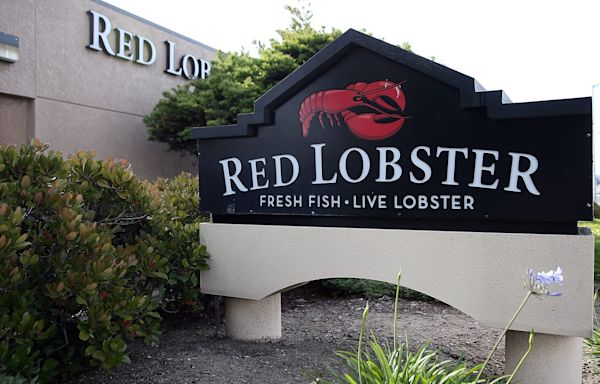 Red Lobster abruptly closes dozens of restaurant locations around US, preparing to liquidate