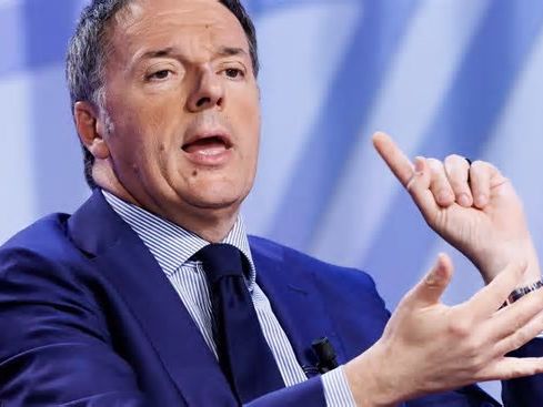 Renzi, l'intervista: “Come disse Berlusconi in Italia vincerà il Centro. Schlein? Solo ideologia”