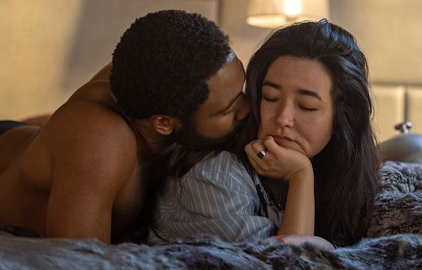 Donald Glover and Maya Erskine leaving “Mr. & Mrs. Smith”? Not so fast, says EP