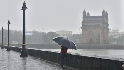 Mumbai Weather Update: Moderate Rains With Cloudy Sky Conditions Predicted Today; AQI Remains In Good Category