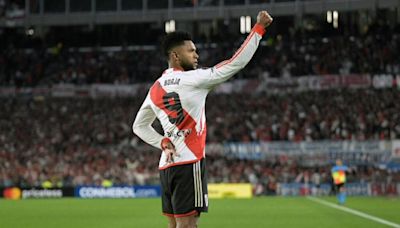 Borja se luce en River antes de ir a Selección Colombia y hace doblete en Copa Libertadores