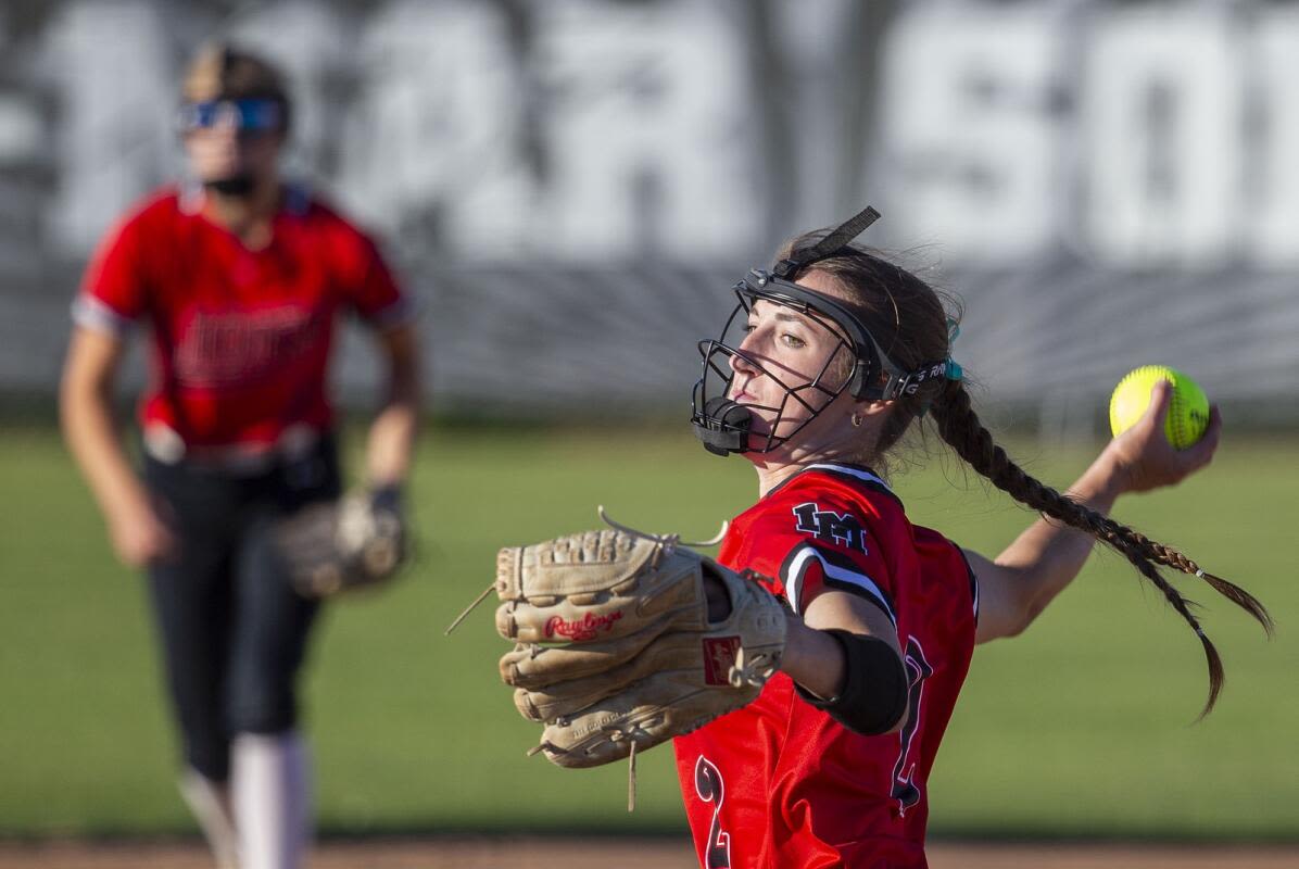 Photos: Prairie vs. Linn-Mar girls’ softball