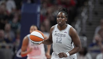 Gray scores 21 to lead Aces to 78-74 win over Caitlin Clark, Fever