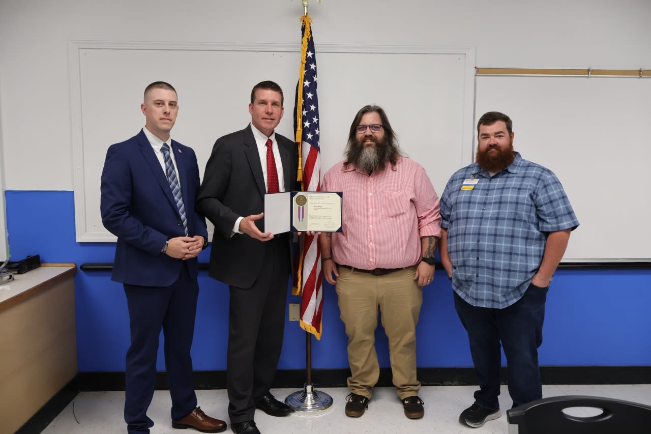 East Kentucky Walmart associate honored for helping stop multi-state theft crew