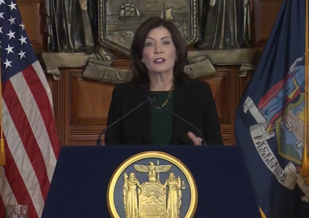 Gov. Hochul’s review of Office of Cannabis Management finds inefficiencies, inexperience, mismanagement; agency head to step down