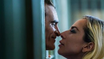 Joaquin Phoenix “se moría de nervios” por tener que cantar junto a Lady Gaga en el rodaje de ‘Joker: Folie à Deux’: “Ella le daba consejos musicales”