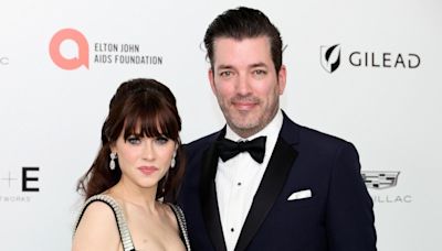 Zooey Deschanel reflects on relationship milestone with 'dreamboat' Jonathan Scott