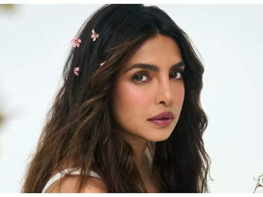 Director Guddu Dhanoa reveals Priyanka Chopra was told she is a 'very bad actor': 'Sunny Deol and I decided we will work her' | - Times of India