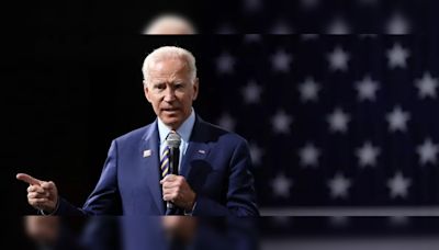 Frustrated Democrats Accuse Biden's Closest Advisers Of Shielding President Amid Health Concerns