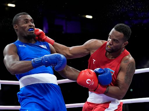 El bicampeón olímpico Julio César La Cruz pierde ante desertor cubano en boxeo