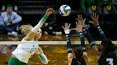 No. 2 Oregon volleyball sweeps Hawaii to advance to Sweet 16 in NCAA Tournament