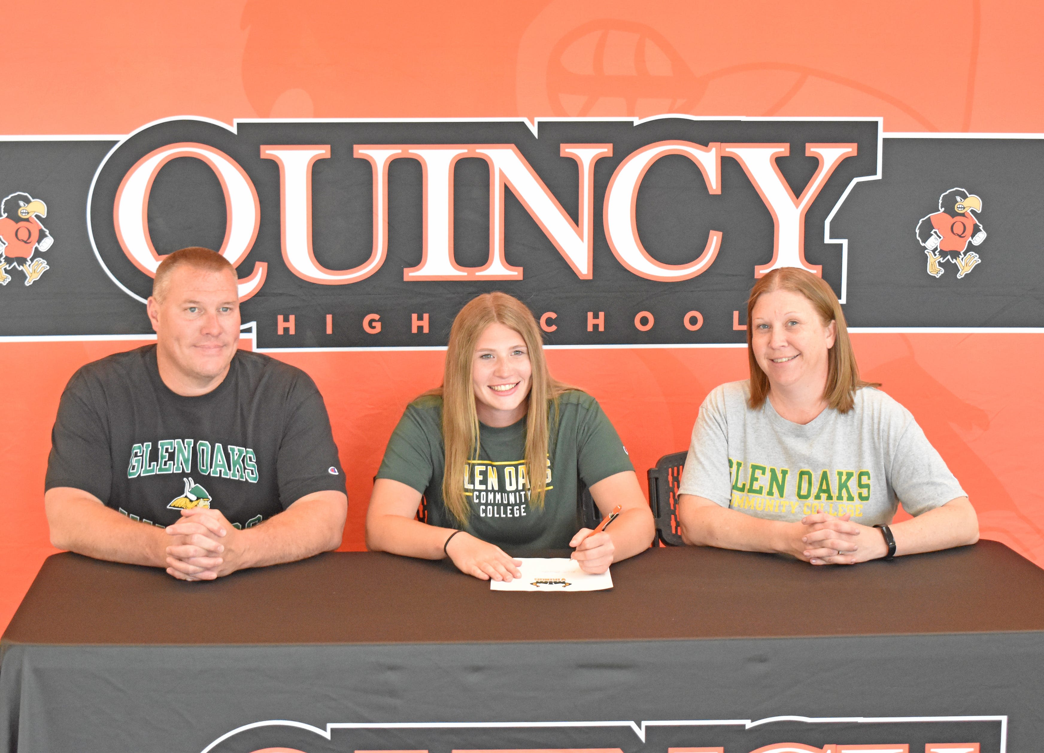 Quincy's Mescher takes her volleyball talents to Glen Oaks Community College