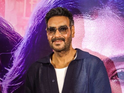 Ajay Devgn says he signed Mahesh Bhatt's Zakhm while taking a shower