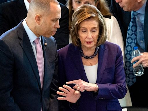 Pelosi’s split from Jeffries on Netanyahu invite prompts quiet backlash from Democrats