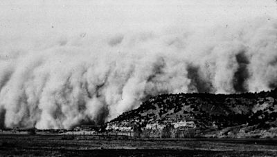 Letters: Return of the Dust Bowl? Dust storms in Illinois are a harbinger of things to come.