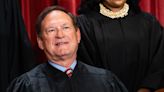 Alito Says He Won’t Recuse From Trump Cases Over Flags