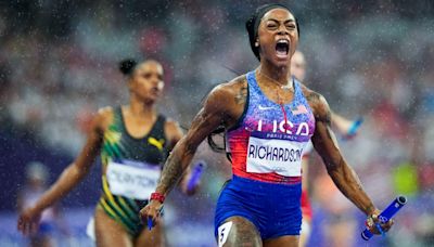 Here's how Sha'Carri Richardson and Team USA did in the women's 4x100 final