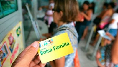 Bolsa Família paga parcela de julho nesta terça; veja quem recebe