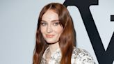 Sophie Turner : "Je lui ai lancé le test de grossesse en lui disant : 'Tu penses qu'on devrait avoir l'enfant ?'"