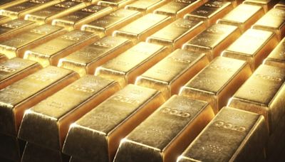 Gold hits record highs as investors eye Fed rate cut—’going up because it’s going up’