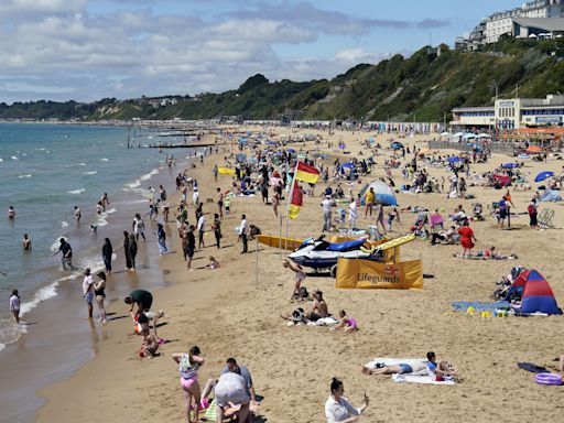 Temperatures set to soar this weekend as Met Office warns of heatwave