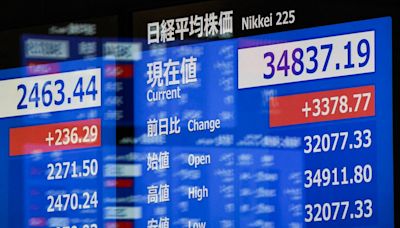 Japanese Stocks Lead Asian Market Rebound After Monday’s Rout