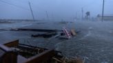 El huracán Beryl tocó tierra en Estados Unidos y, degradado a tormenta tropical, avanza en Texas con fuertes lluvias, oleajes y cortes de energía