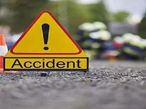 Telangana: Car rams into school bus; 1 dead, 2 injured